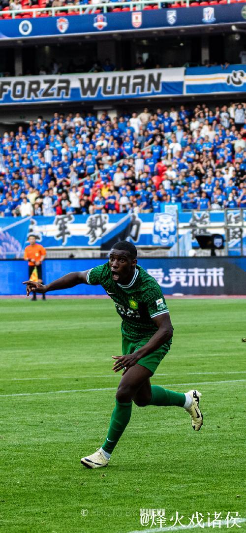 法比奥倒钩绝杀 北京国安客场1-0击败武汉三镇